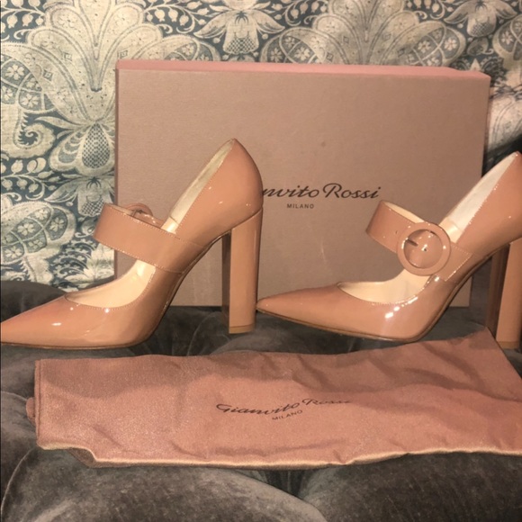 Gianvito Rossi Patent  leather Mary Janes - Picture 5 of 8